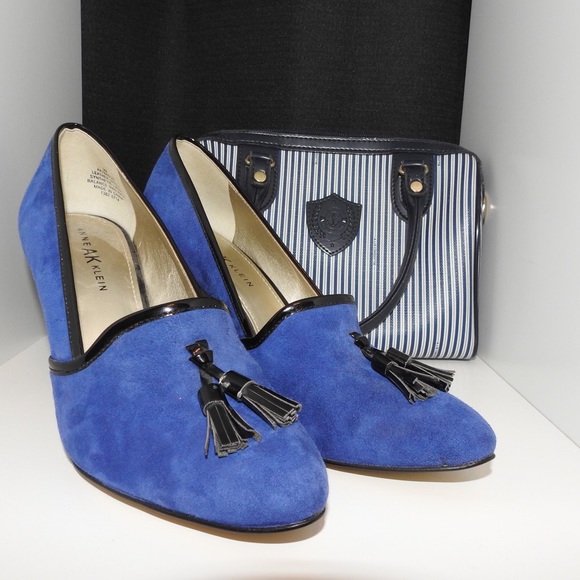 Anne Klein “Blue Suede Shoes” - Picture 1 of 3
